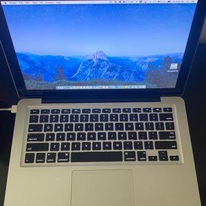 Macbook pro 13” 2012 w/ Adobe Suite + Microsoft Office